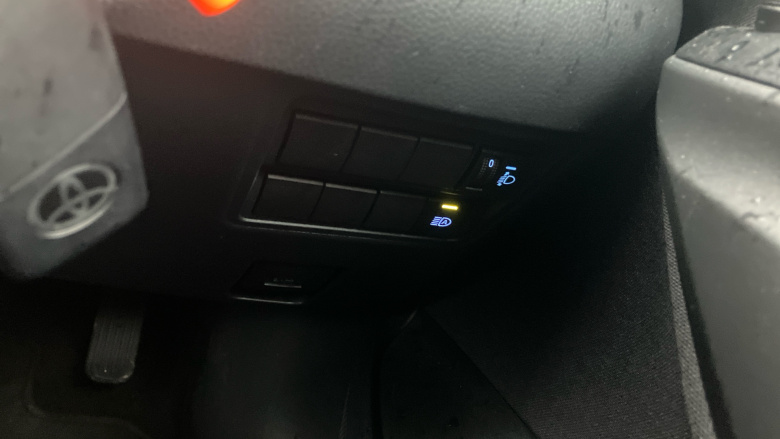 Toyota Yaris 1.5 Hybrid Design 5dr CVT Hybrid Hatchback